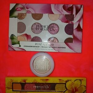 Brand NEW Eyeshadow Palettes & Highlighter 3 Brands